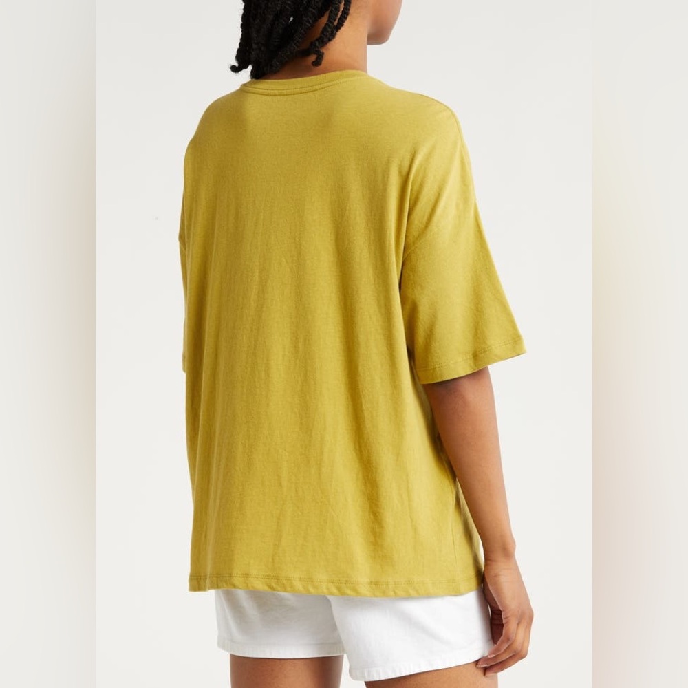 2 Billabong short sleeve tees (M) - Picture 13 of 16